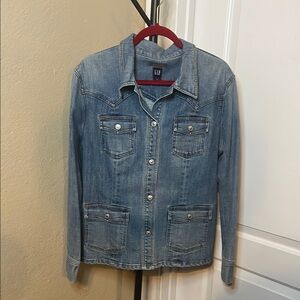 GAP Vintage Y2K Blue Jean Jacket Classic Denim Style